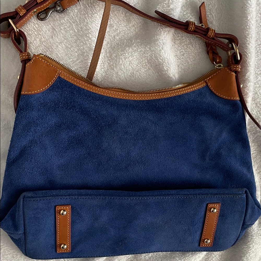 Dooney & Bourke Navy and Tan Shoulder Bag - Picture 11 of 13